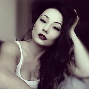 Meet your Posher, Dovile